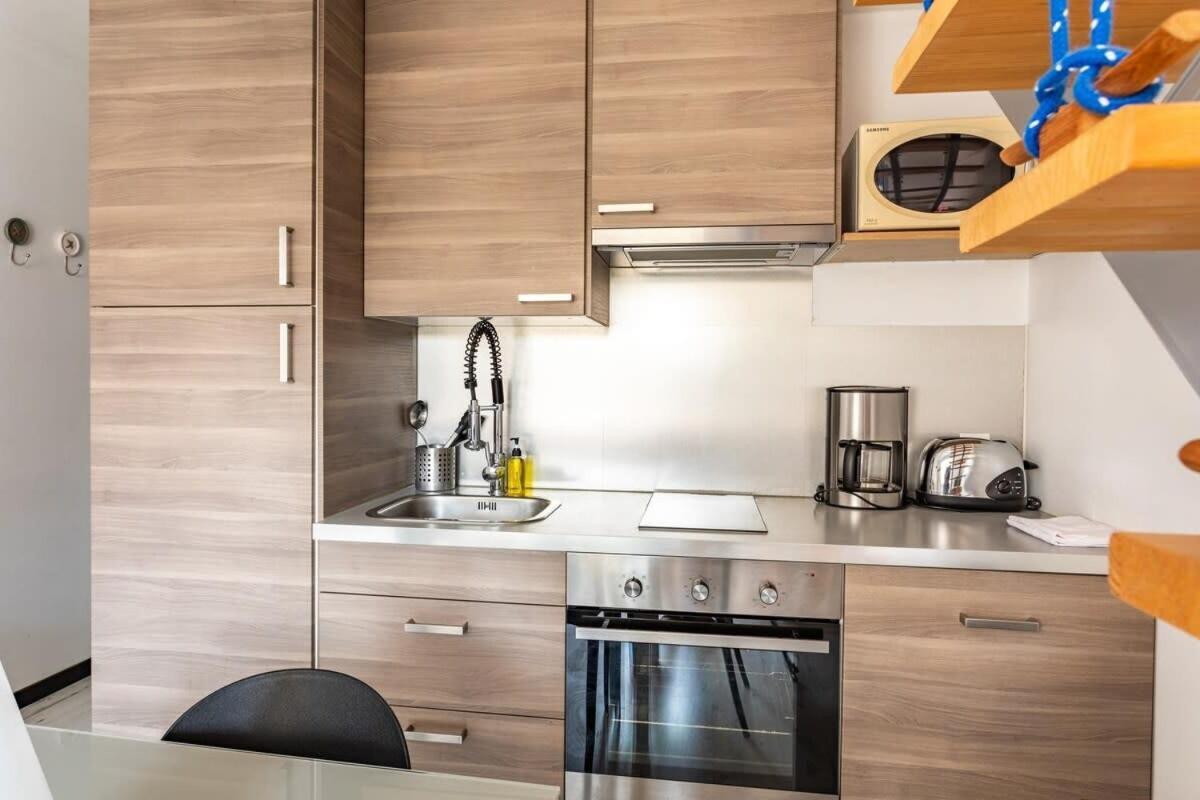Le Capucin - Petit Duplex Avec Place De Parking ディナール エクステリア 写真