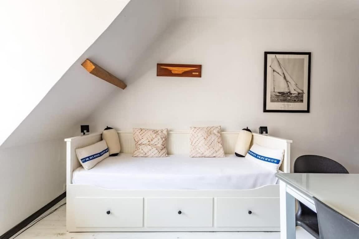 Le Capucin - Petit Duplex Avec Place De Parking ディナール エクステリア 写真